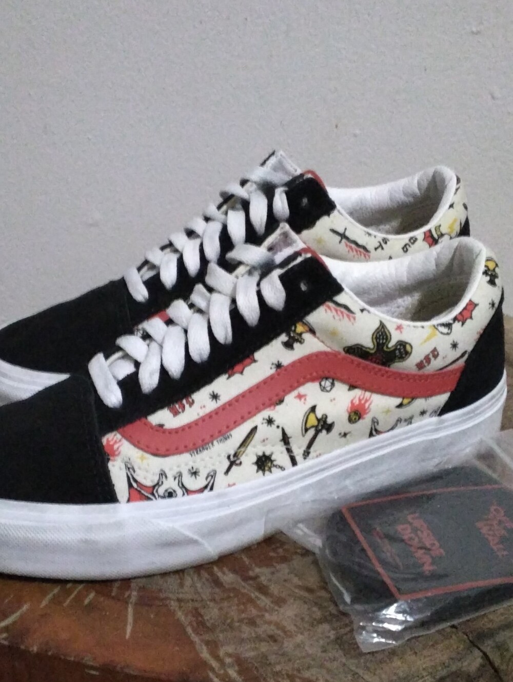 Vans Limited Edition Stranger Things Skate Shoes Men's Sz 6.5